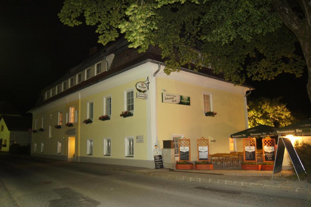 Gasthaus-Pension Schwarzer Graf วินดิชการ์สเทิน ภายนอก รูปภาพ